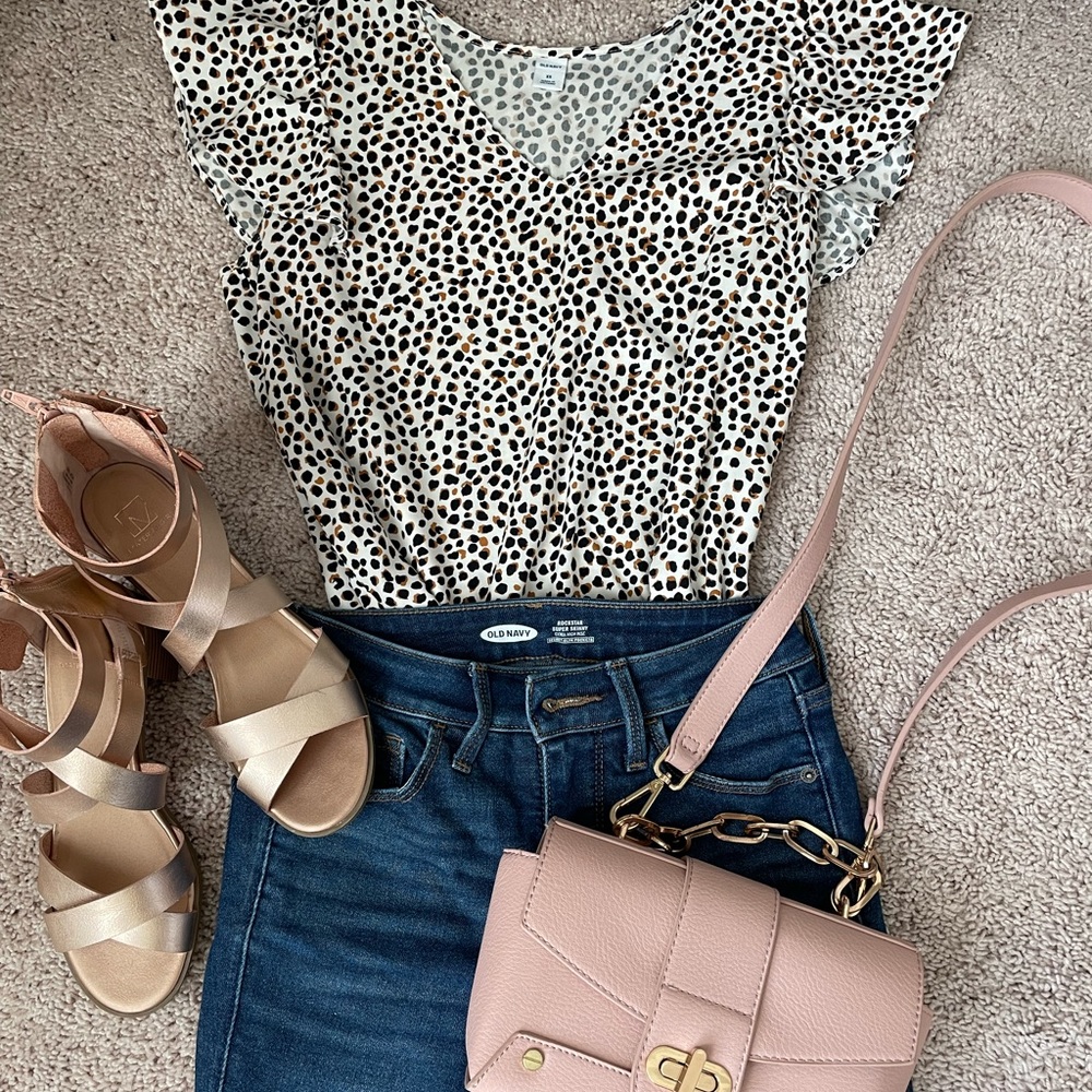 Old Navy V Neck Spotted Blouse, Size XS
